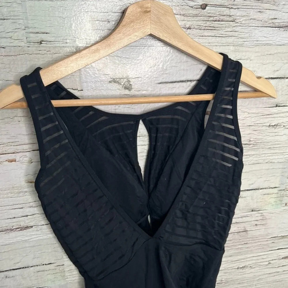 Jets by jessika Allen black striped sheer Australian one piece swimsuit size 4 - Picture 5 of 12